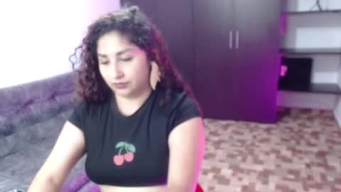 Gia Independent model online show from March 16, 11:42 pm