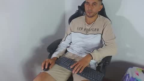 _grasshopper online show from February 19, 9:58 pm