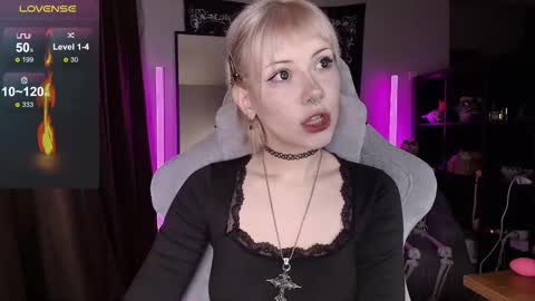 Tori online show from February 9, 2:26 am