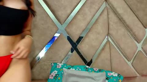 _hannahst online show from November 25, 1:59 am