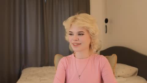 Alisha online show from June 5, 1:27 pm