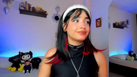 Jenn  online show from January 6, 10:47 pm