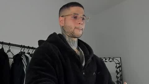 jeison online show from October 16, 11:25 pm