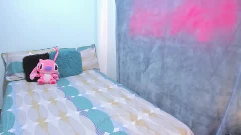 JENNY online show from November 25, 4:28 pm