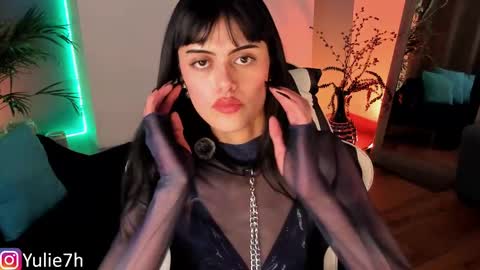  ...  online show from October 26, 9:03 pm