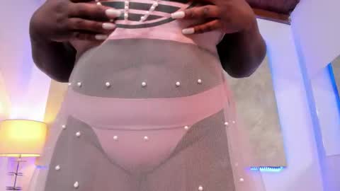 Kanela Anderson online show from October 22, 2:41 pm