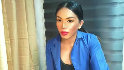 _karie_ online show from November 7, 6:49 am