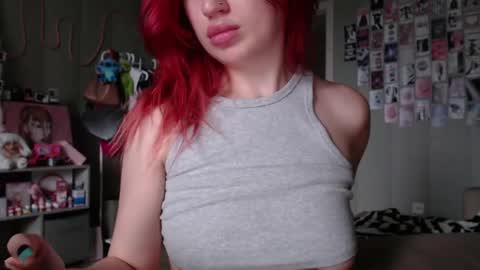 katemiller online show from July 11, 7:56 am