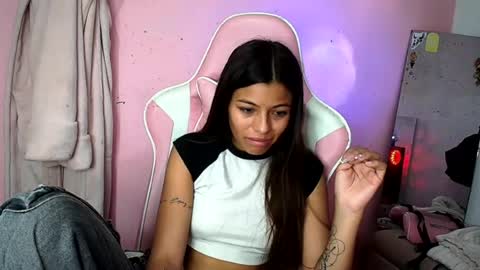 khloe sweet online show from July 19, 9:28 pm