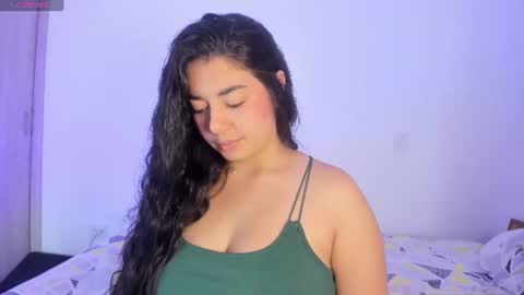 _kimtorres_1 online show from June 12, 2:49 pm