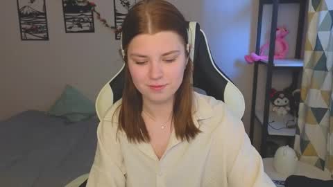 Snapshot of _kirieshka chatting on March 8, 12:09 pm Molly Emily online show from March 8, 12:09 pm