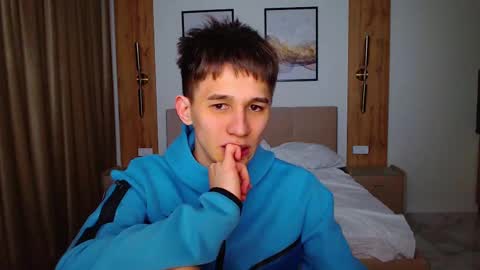 Kurt online show from February 19, 9:25 pm