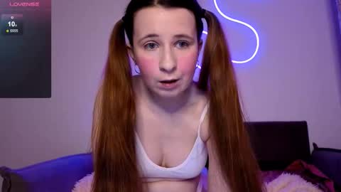 _kylle_ online show from November 22, 6:17 pm