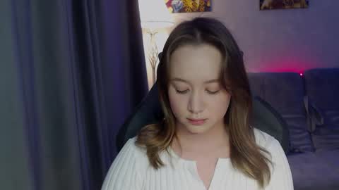 _lalune_ online show from October 27, 2:06 pm