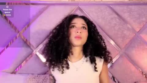 Lanna  online show from December 3, 11:11 am