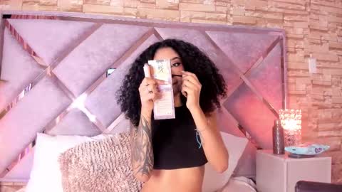 Lanna  online show from October 25, 11:31 am