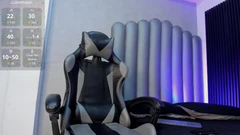 _leohot_ online show from November 5, 3:41 am