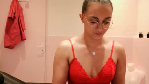 _little_blake online show from November 11, 1:02 pm