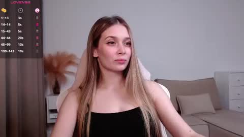 Amelia                        online show from June 18, 9:09 pm