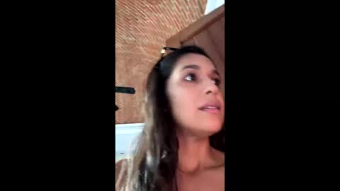 Snapshot of _littlewolfie_ chatting on October 10, 8:46 pm Little Wolfie online show from October 10, 8:46 pm