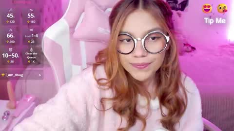 Snapshot of _lloou_ chatting on October 25, 6:30 pm Sofia 3 online show from October 25, 6:30 pm