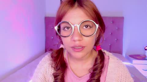 Snapshot of _lloou_ chatting on January 24, 6:35 am Sofia 3 online show from January 24, 6:35 am