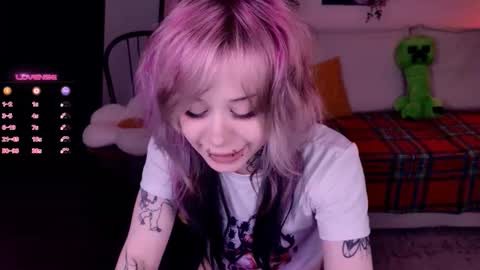 Lolly online show from November 21, 10:57 am