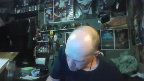 That guy online show from April 9, 6:19 am