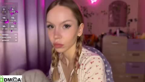 Snapshot of _love_me_again chatting on October 8, 12:29 am Katie online show from October 8, 12:29 am