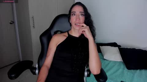  Luna  online show from October 31, 9:42 am