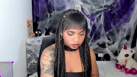 MARCELA online show from October 31, 4:57 am