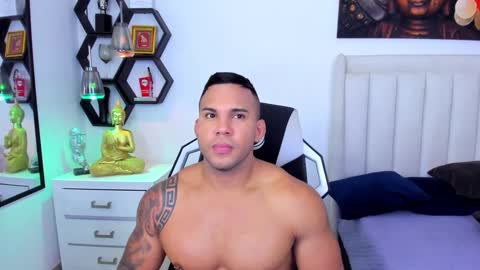 _matthew_santos_ online show from September 15, 11:06 pm