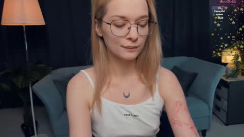 Elva and Kate  online show from November 7, 11:01 am