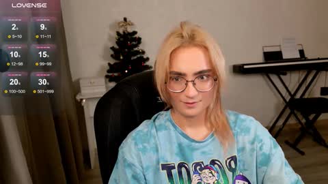 _meow_neko_ online show from December 14, 3:02 am