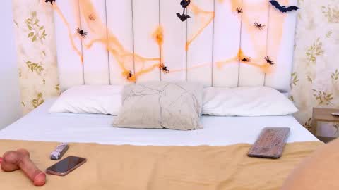 Mia Monroe online show from October 17, 8:02 pm