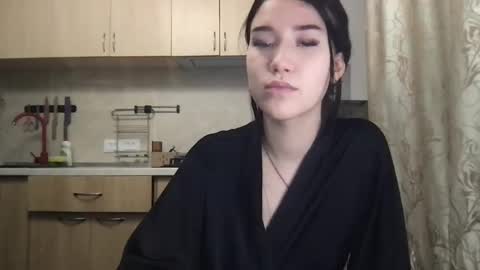 Maya online show from January 19, 11:32 pm