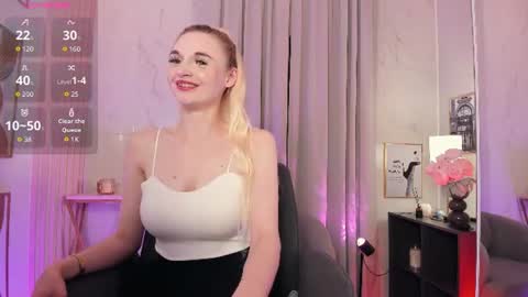 Mila online show from June 28, 9:11 pm