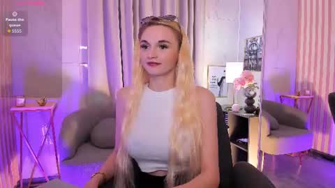 Mila online show from June 14, 1:46 pm