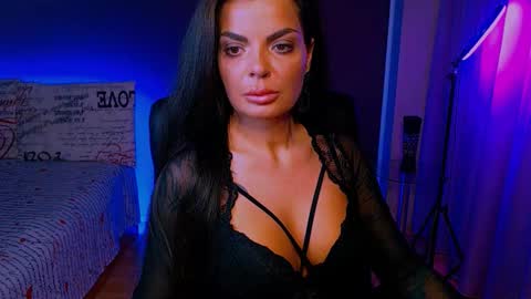 Milani online show from October 19, 6:45 pm