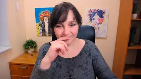 Snapshot of _miranda_sun chatting on March 6, 12:09 pm Miranda online show from March 6, 12:09 pm