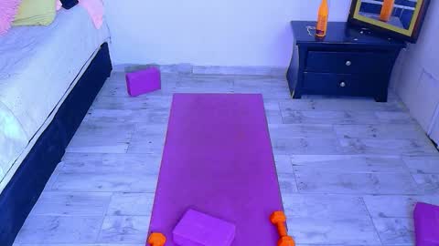 Snapshot of _miss_karoline chatting on September 19, 6:44 pm karoline uwu online show from September 19, 6:44 pm