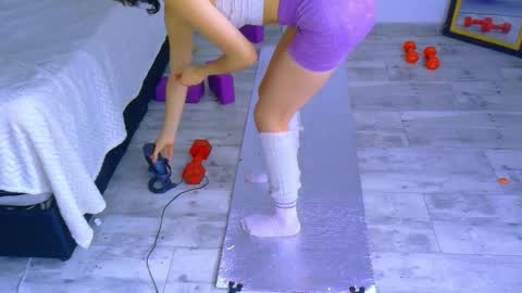 Snapshot of _miss_karoline chatting on October 1, 2:27 pm karoline uwu online show from October 1, 2:27 pm