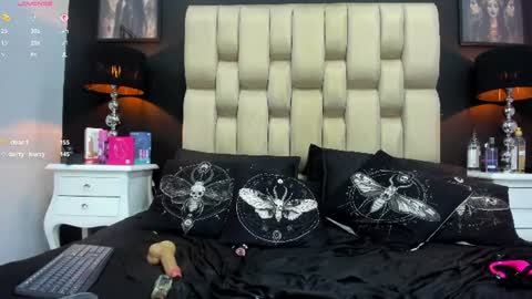 Emily online show from July 19, 10:34 pm
