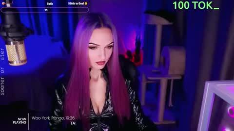 Snapshot of _mistress__ chatting on February 10, 5:09 pm Mistress Milana online show from February 10, 5:09 pm