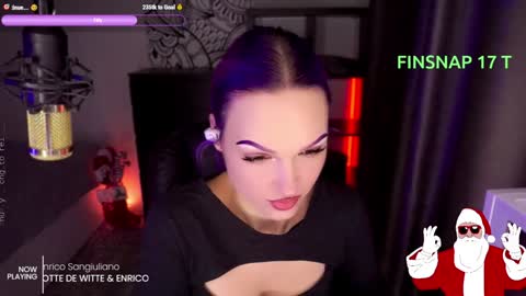 Snapshot of _mistress__ chatting on December 25, 6:41 pm Mistress Milana online show from December 25, 6:41 pm