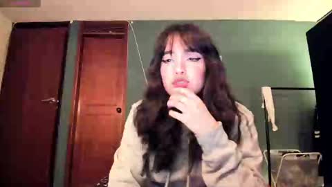 Next stream  950 pm Colombia time xd online show from March 7, 5:07 am