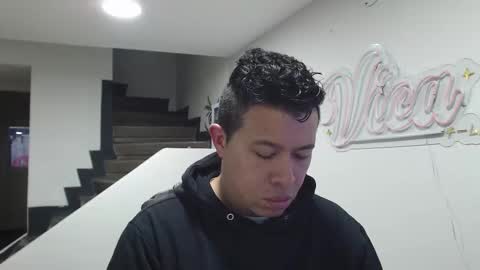 Panda  online show from September 9, 10:43 pm