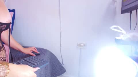 Luna online show from October 16, 2:49 pm