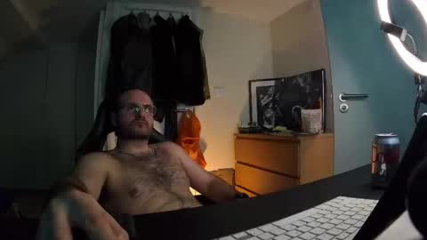 neon  cactus online show from February 19, 8:08 pm