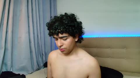 Snapshot of _nickconnor1 chatting on December 26, 3:49 am Nicolas online show from December 26, 3:49 am